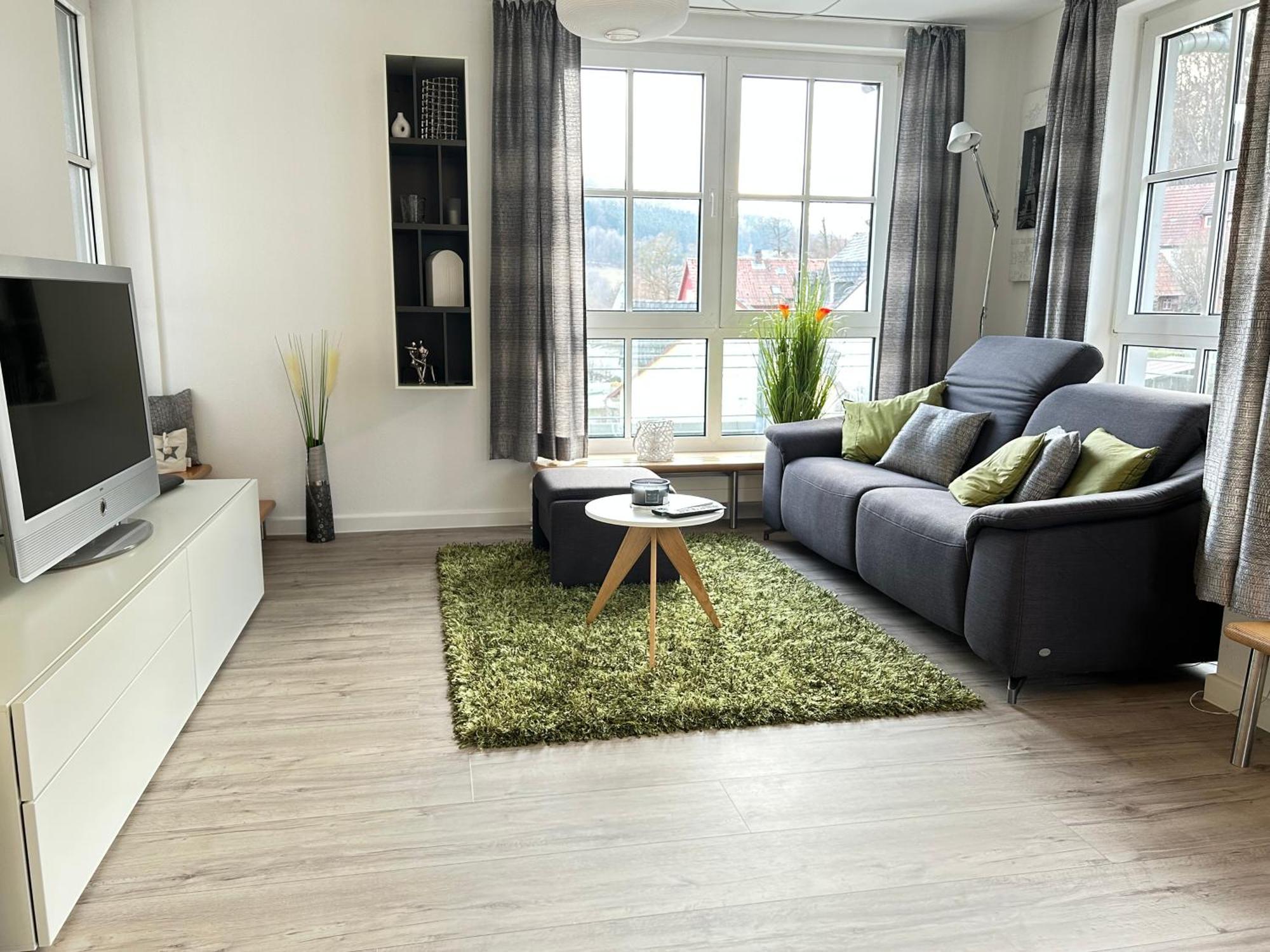 Grosszuegiges Helles Penthouse -Komplette Etage- Mit Balkon Und Stellplatz In Ruhiger Lage كولمباخ المظهر الخارجي الصورة